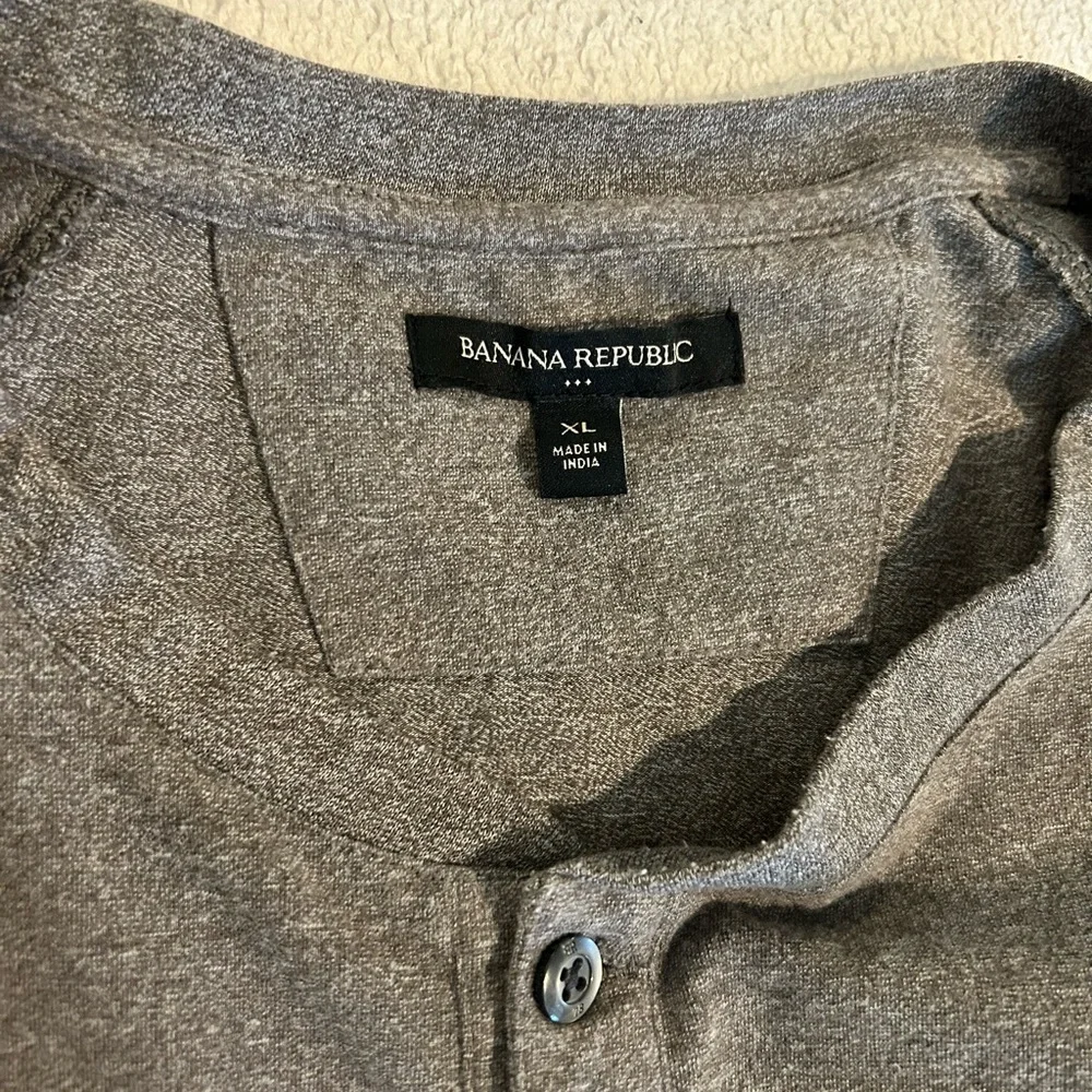 Banana Republic XL Gray Henley Long Sleeve Shirt Cotton Blend